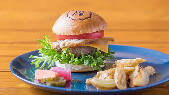 Stop By BACON BURGER/自家製ベーコンバーガー